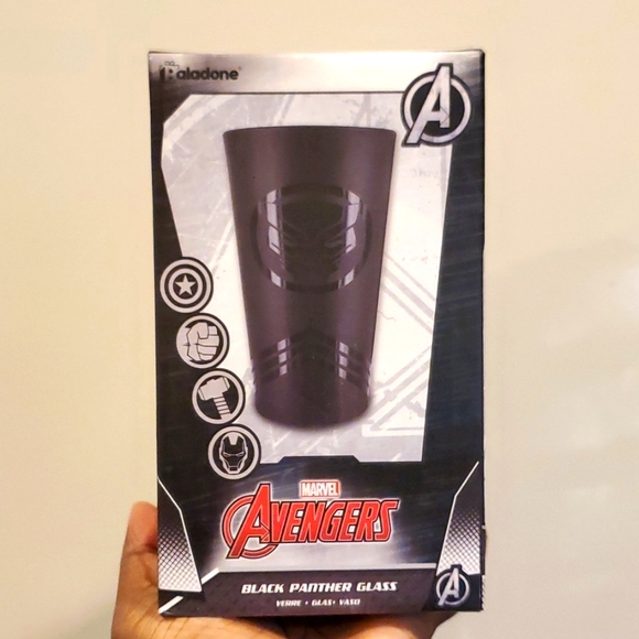 🖤 Marvel Avengers BLACK PANTHER GLASS - 6IN - BRAND NEW - Picture 1 of 13